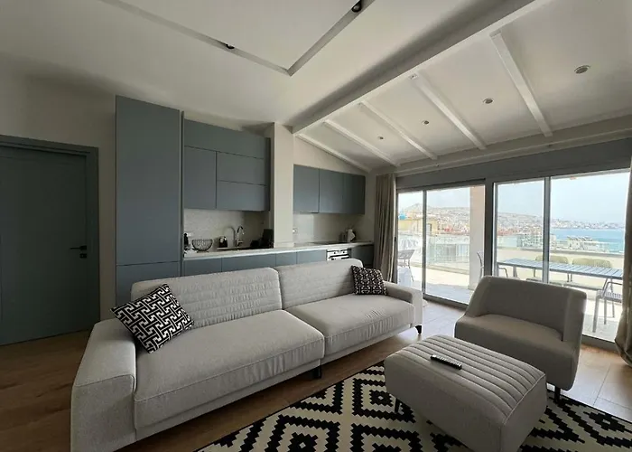 Penthouse With Jackuzy