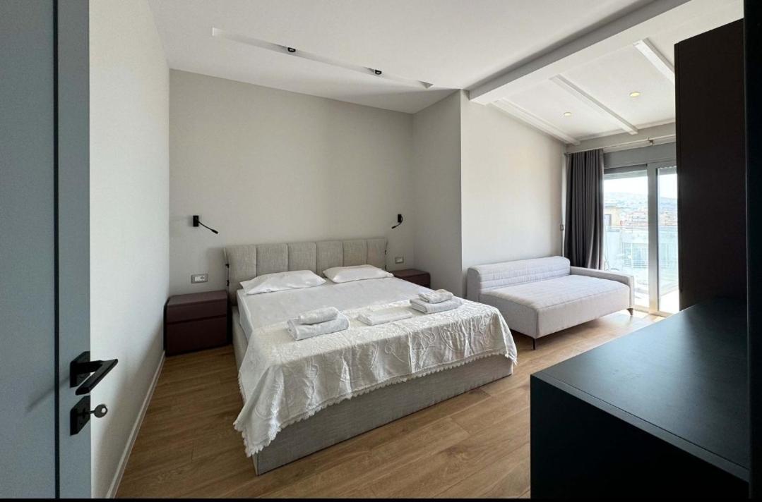 Apartment Penthouse With Jackuzy