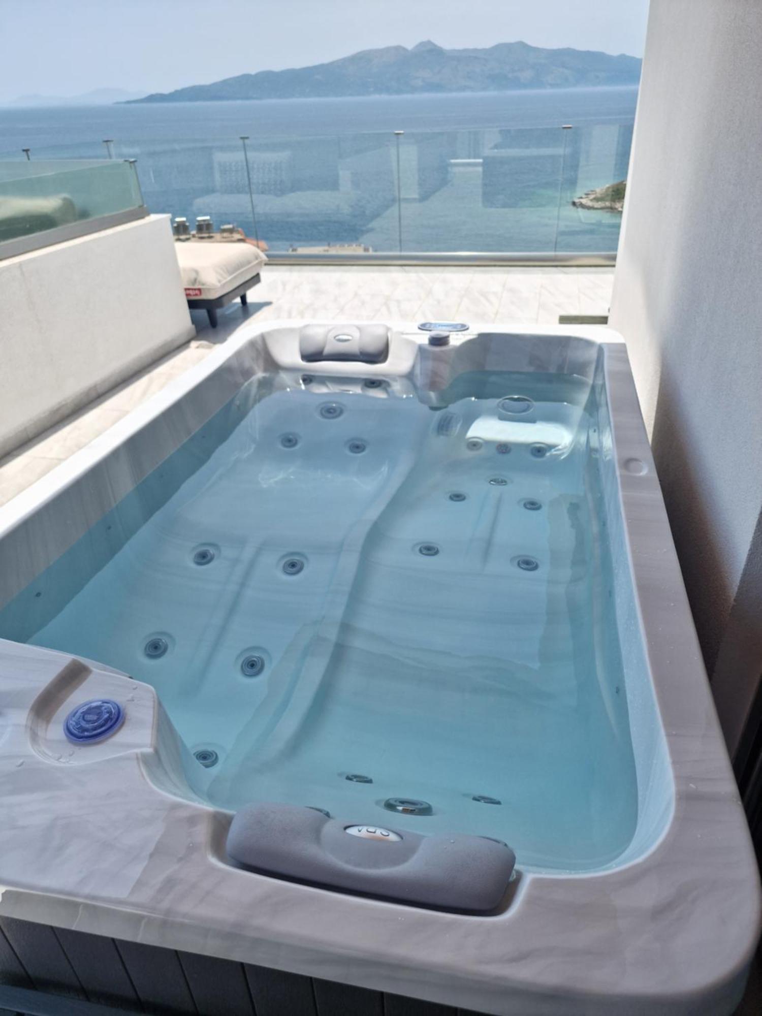 Penthouse With Jackuzy *